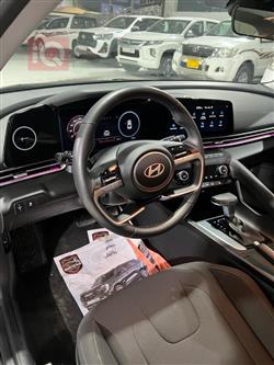 هیۆندای ئەلەنترا